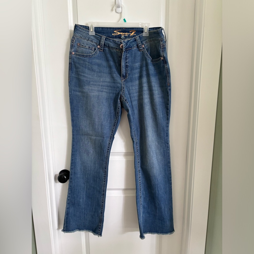 Seven7 Jeans